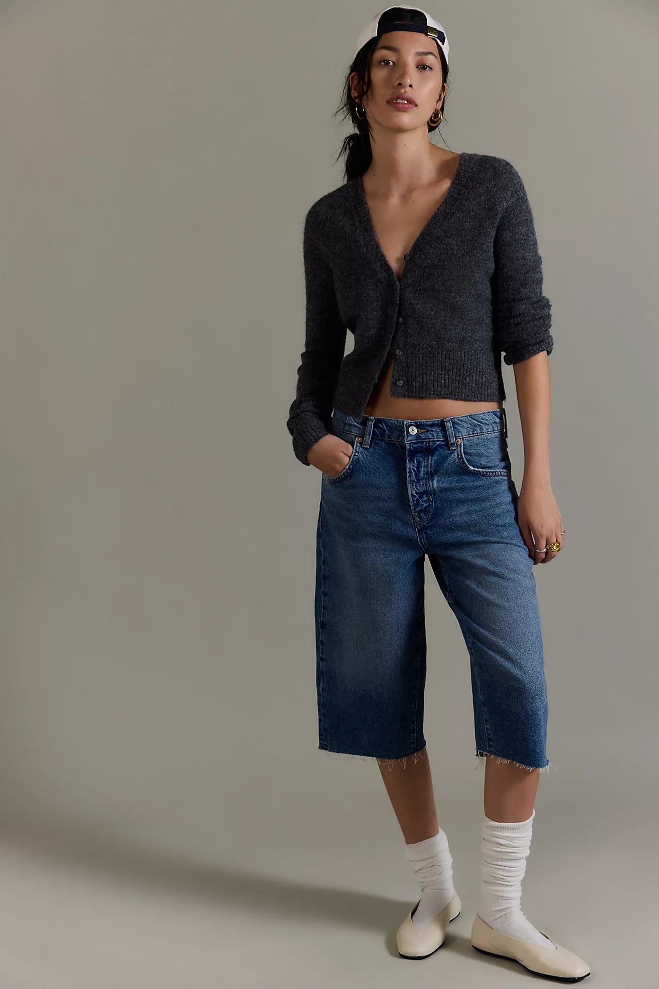 School Girl Cardigan (Charcoal Heather)