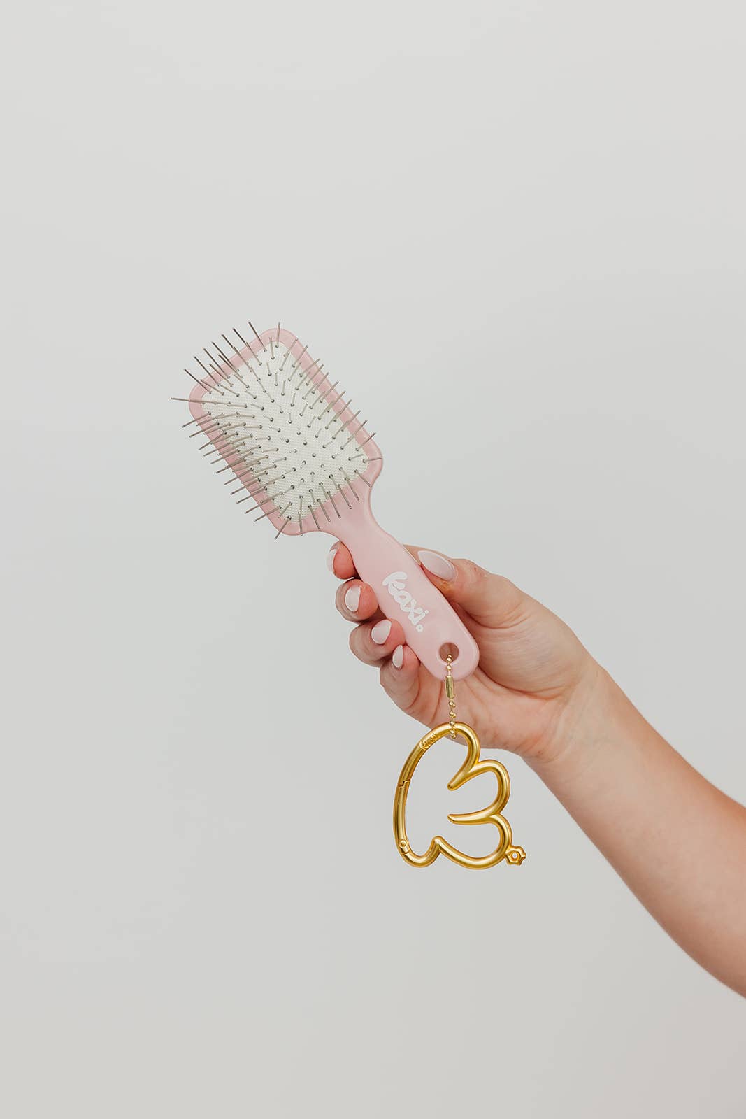 MINI SCALP TO ENDS BRUSH — TRAVEL-SIZE BRUSH: DUSTY PINK