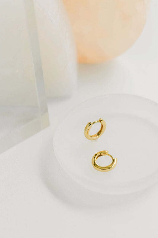 Classic Huggie Hoops in Gold - Earrings