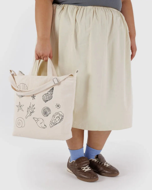 Horizontal Zip Bag (Embroidered Shells)