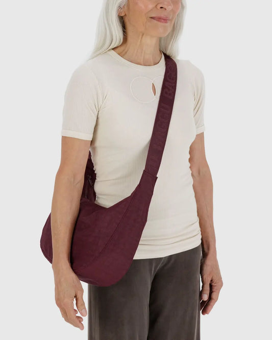 Medium Nylon Crescent Bag (Mahogony)
