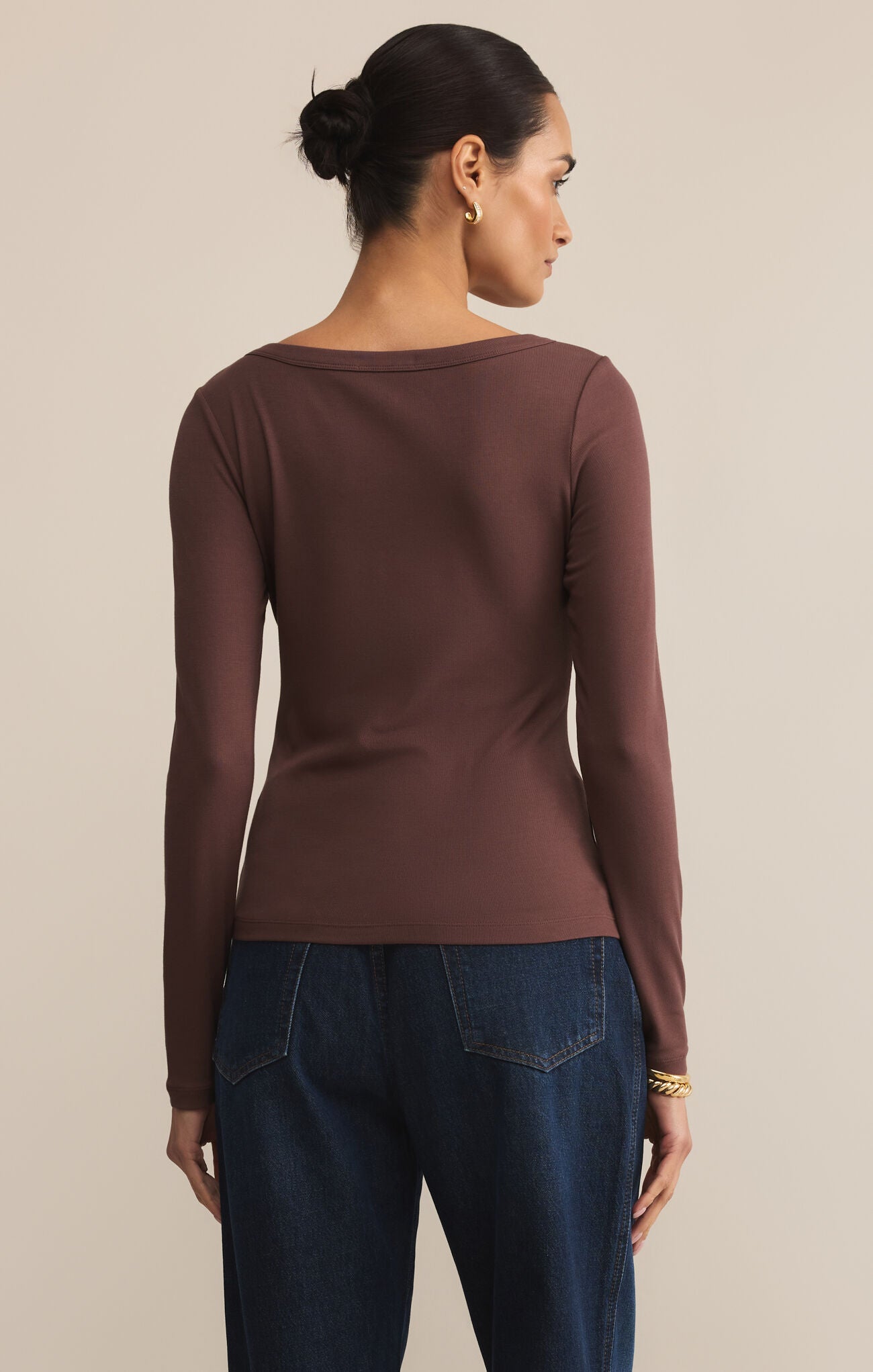 Second Skin Scoop Neck Top (Sandalwood)