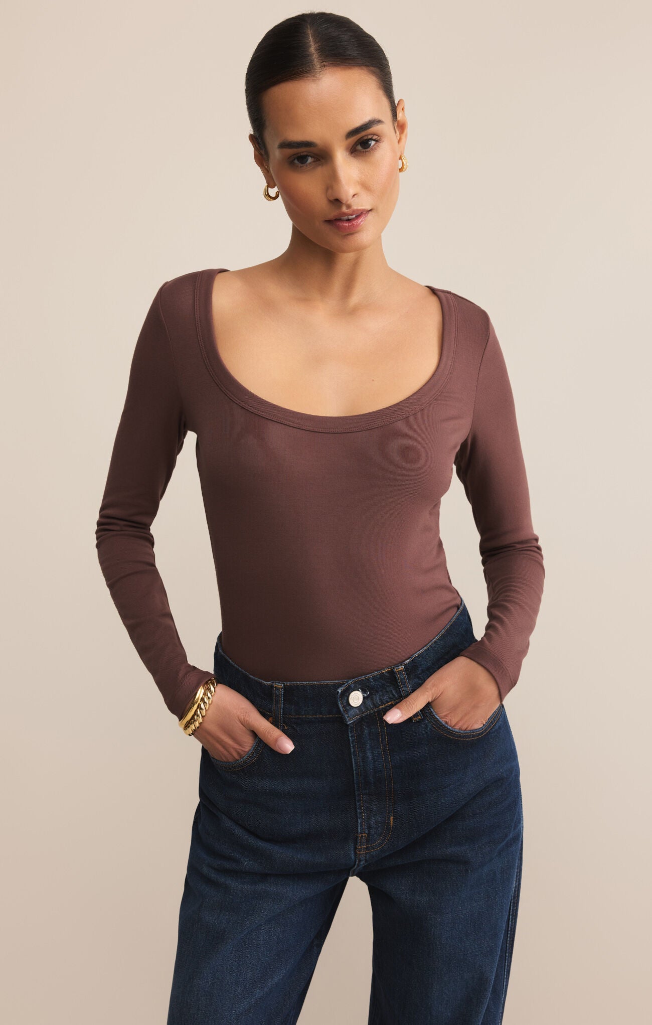 Second Skin Scoop Neck Top (Sandalwood)