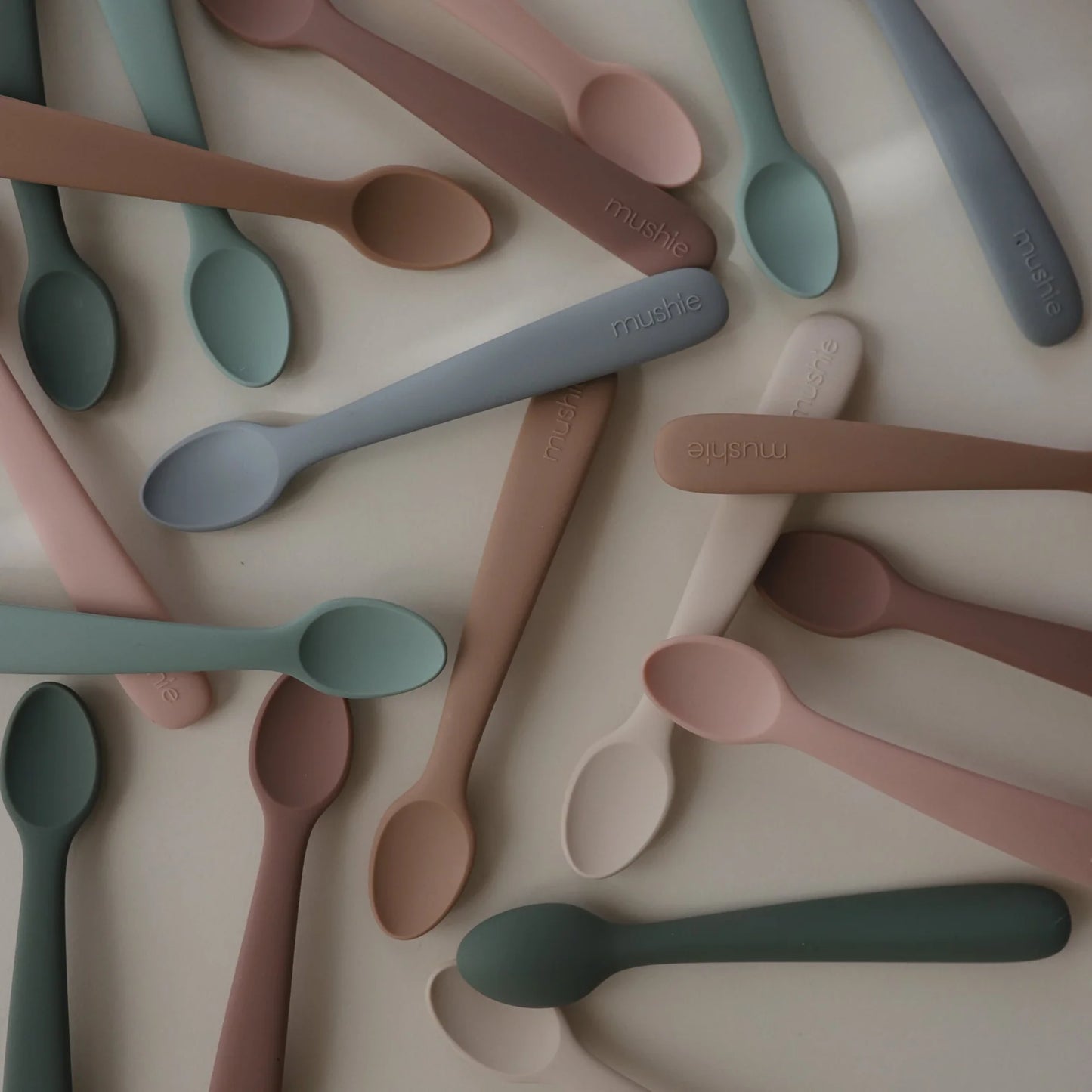 Silicone Feeding Spoons 2-Pack -Dried Thyme/Natural