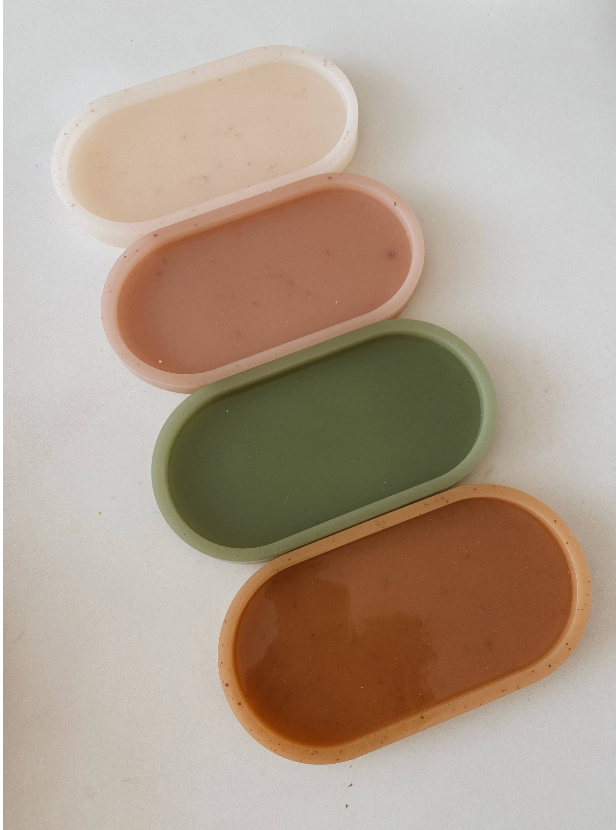 Oval Catch All Tray: Green